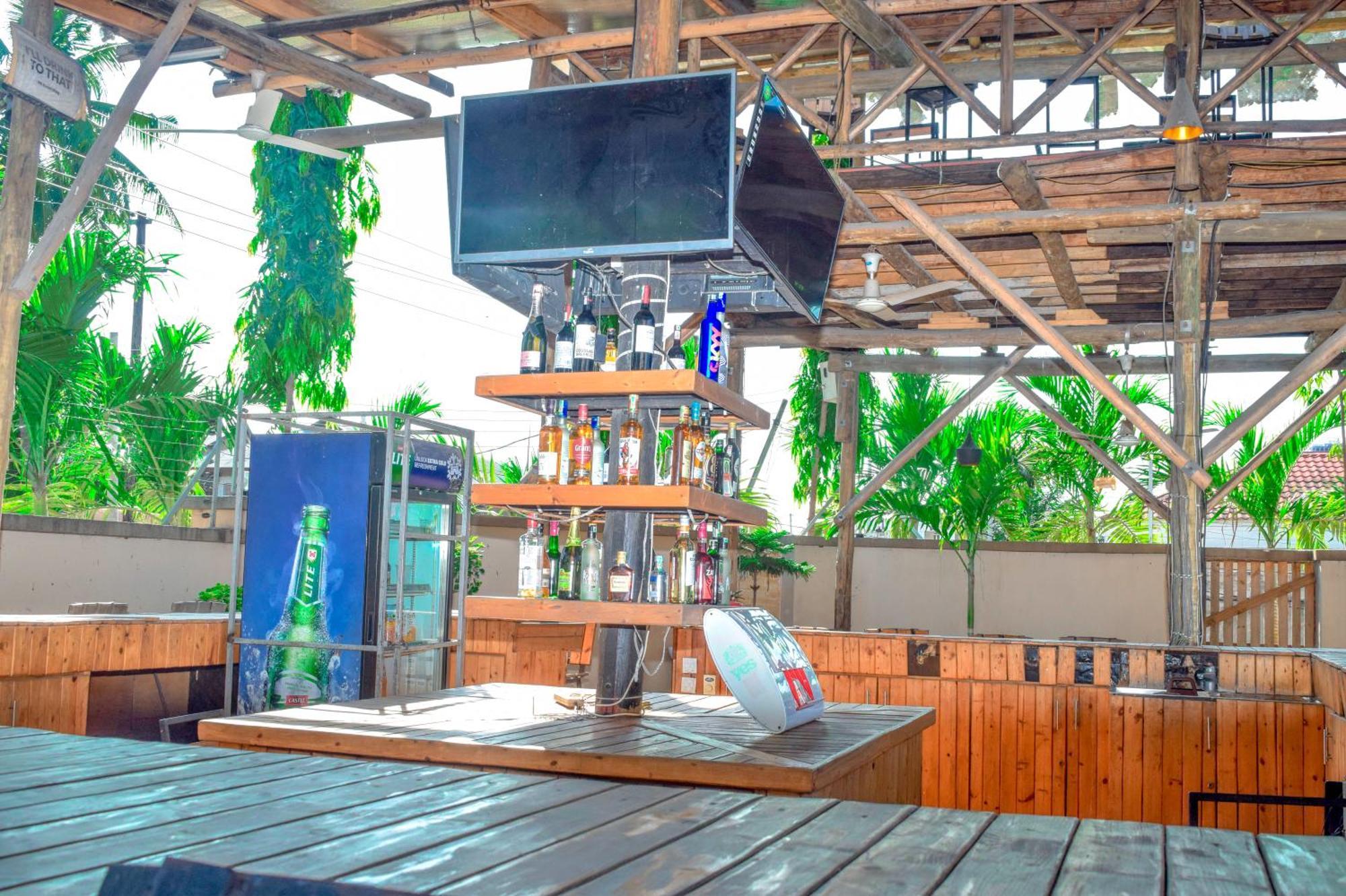 K27 Premier Backpackers Hostel Νταρ ες Σαλάμ Εξωτερικό φωτογραφία