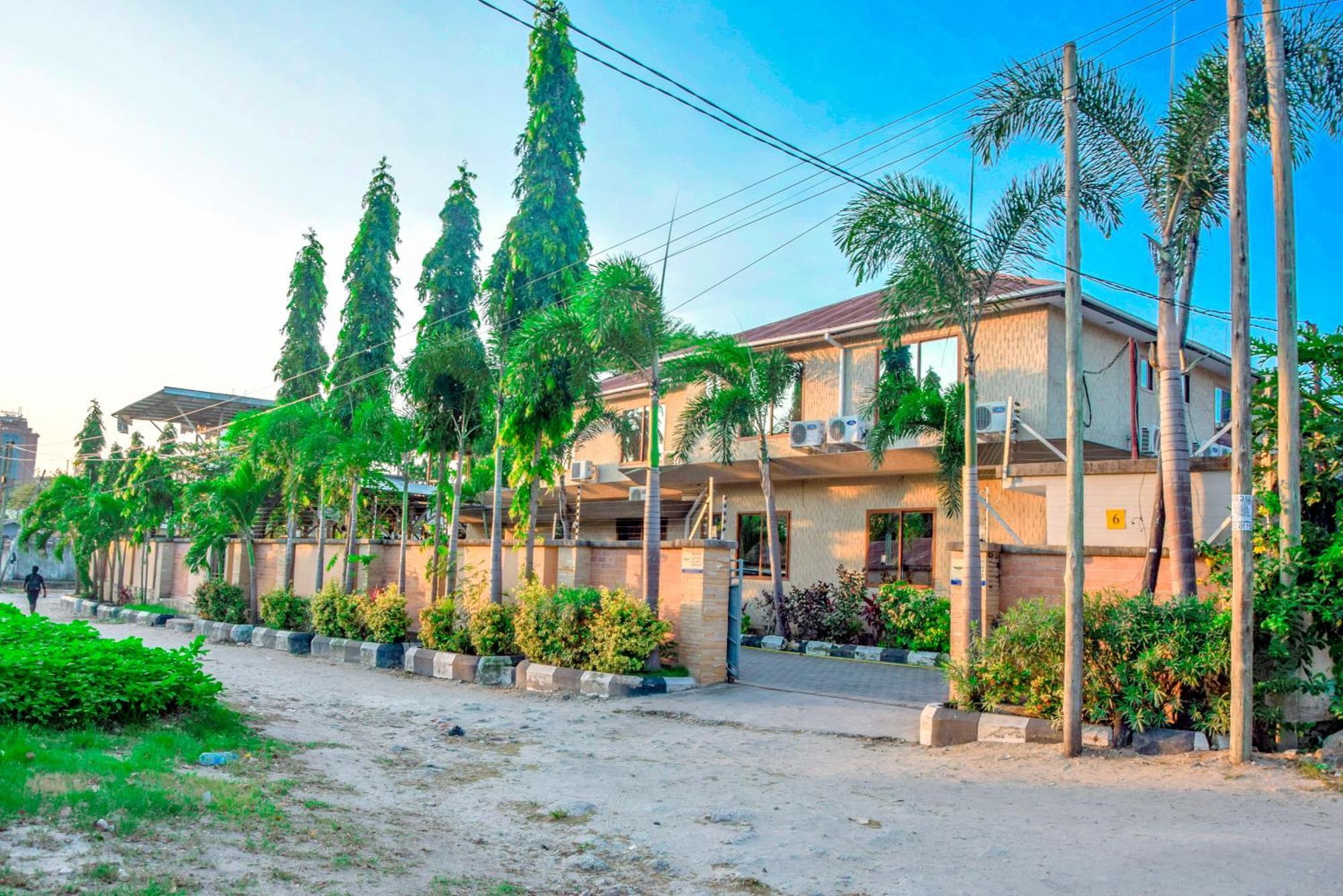 K27 Premier Backpackers Hostel Νταρ ες Σαλάμ Εξωτερικό φωτογραφία