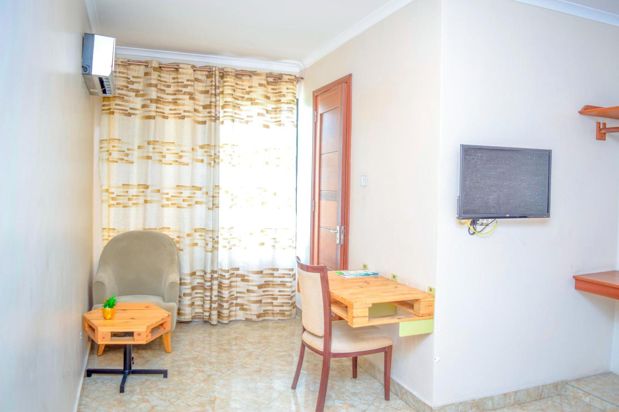 K27 Premier Backpackers Hostel Νταρ ες Σαλάμ Εξωτερικό φωτογραφία