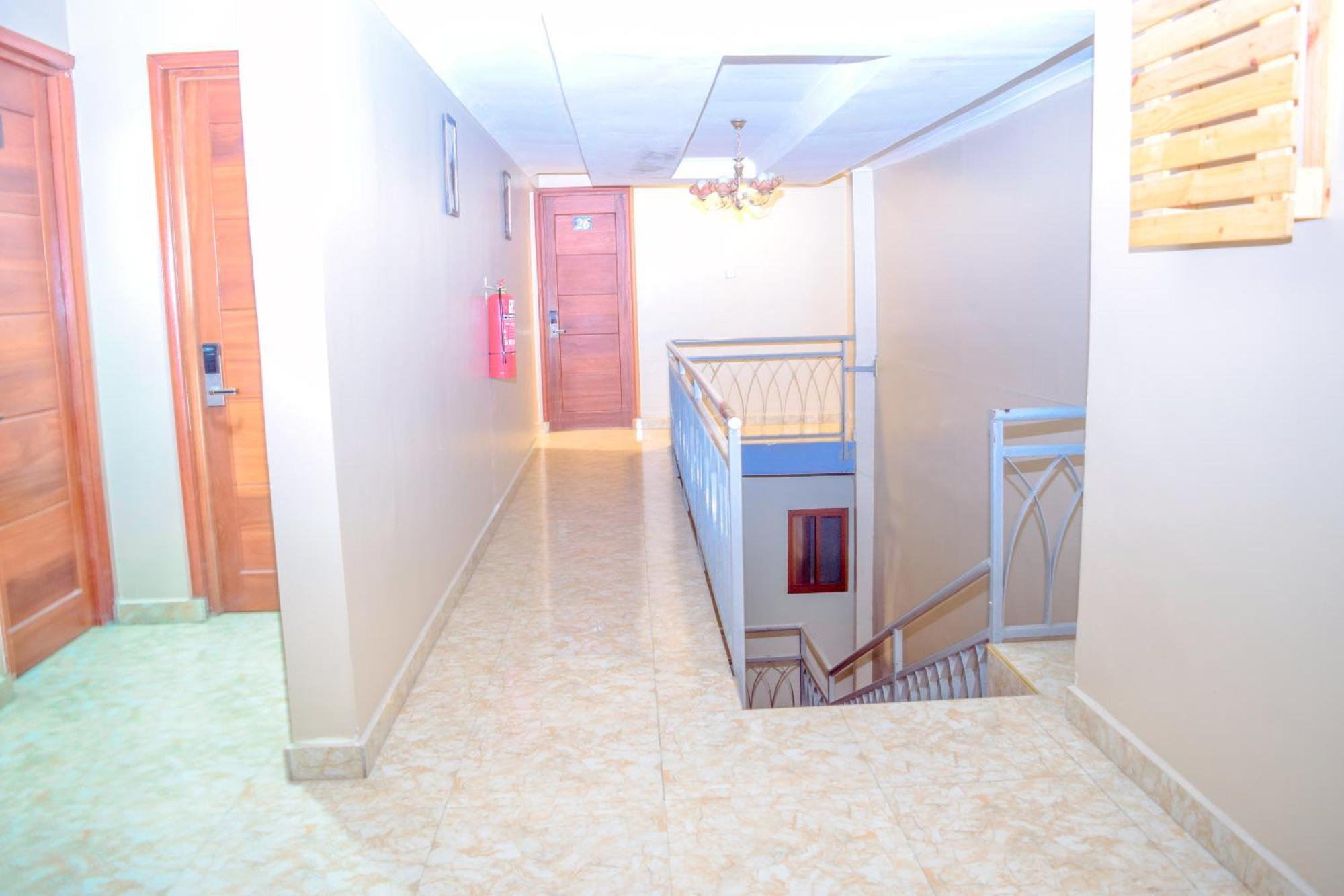 K27 Premier Backpackers Hostel Νταρ ες Σαλάμ Εξωτερικό φωτογραφία